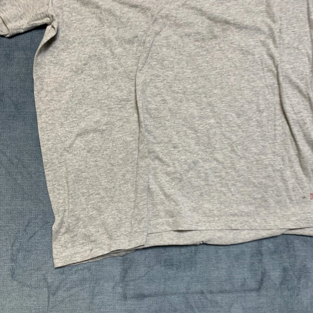 True Religion T Shirt Mens XL Heather Gray V-Neck Short Sleeve Classic Pullover